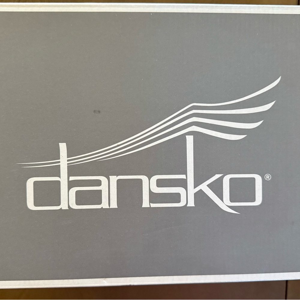 Dansko Emma leather slip resistant work shoe size 42.  US size 11.  New in box